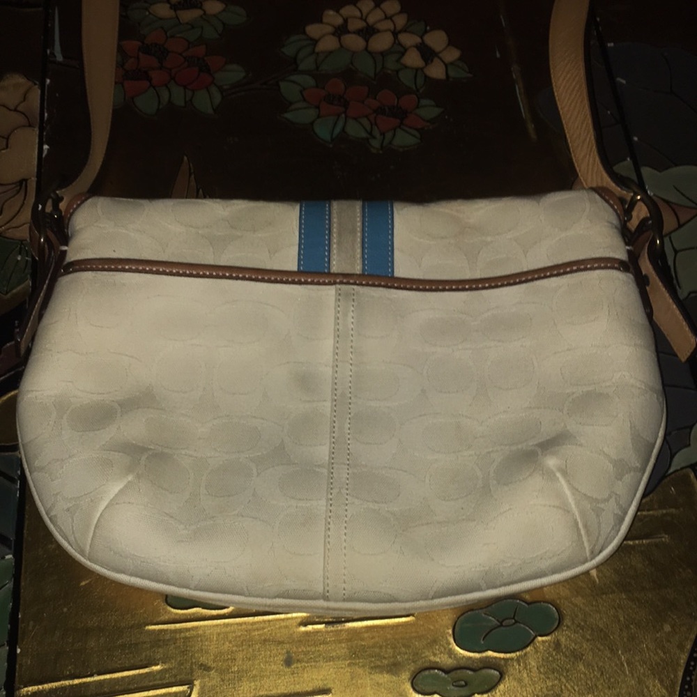 Handbag - Picture 7 of 10